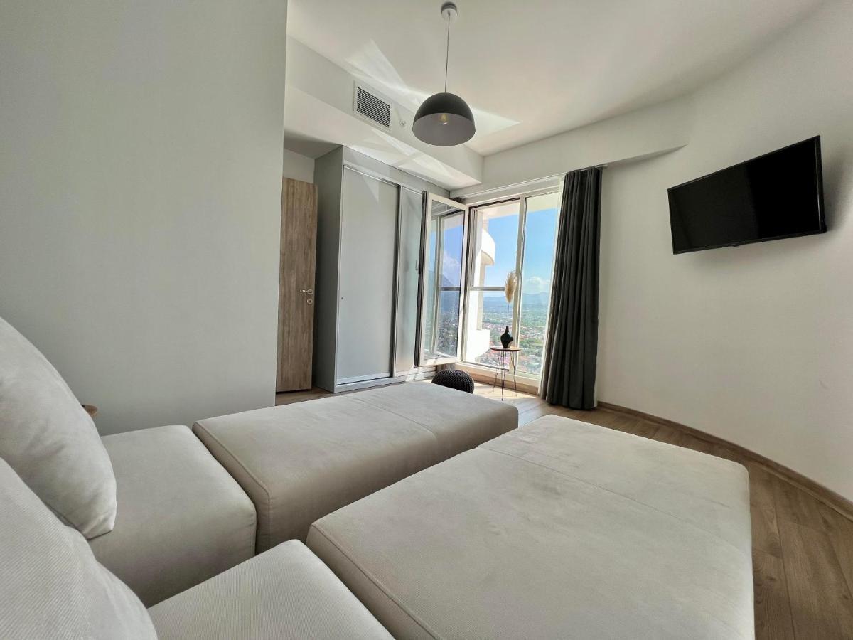 Merdz Spa & Fitness Sky Apartment Skopje Exterior photo